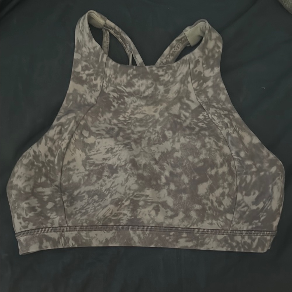 Lululemon High-Neck Sports Bra in grey Marble Print
